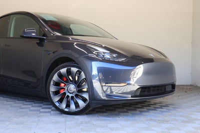 2024 Tesla Model Y Performance