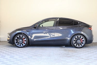 2024 Tesla Model Y Performance