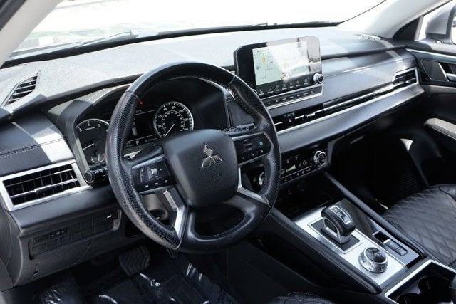 2022 Mitsubishi Outlander SEL