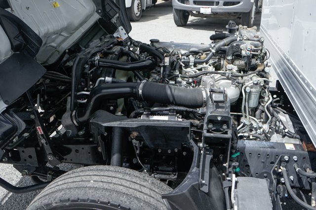 2021 Isuzu NPR XD