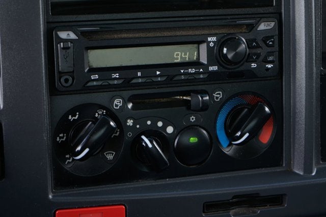 2021 Isuzu NPR XD