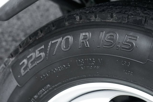 2021 Isuzu NPR XD
