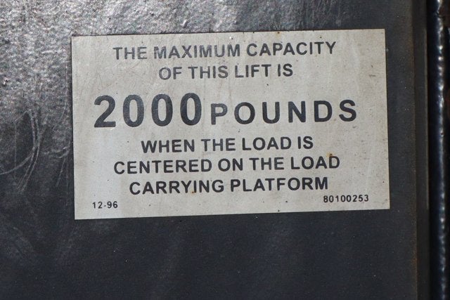 2022 Isuzu NPR XD