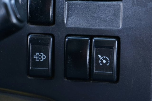 2019 Isuzu NPR HD