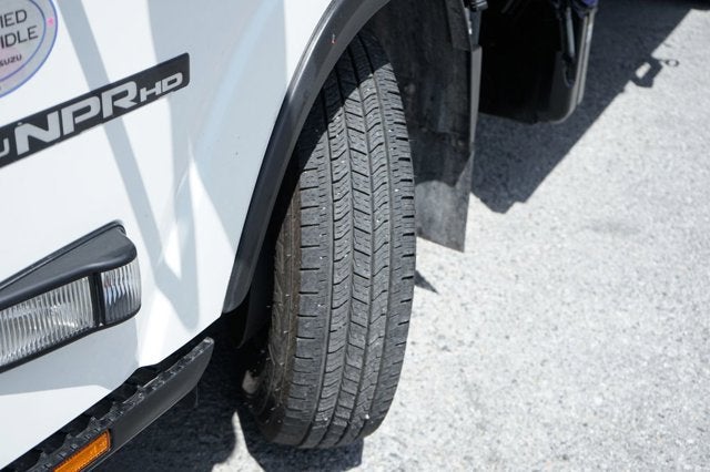 2019 Isuzu NPR HD