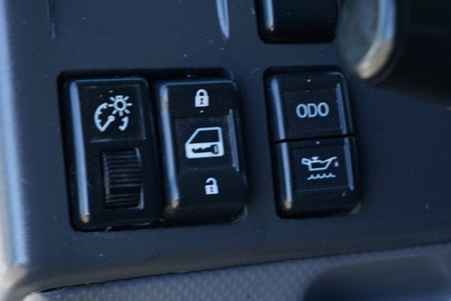 2017 Isuzu NPR IBT PWL