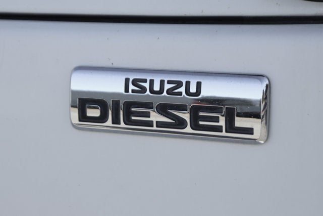 2017 Isuzu NRR IBT PWL
