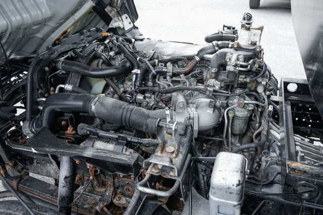 2019 Isuzu NRR Base