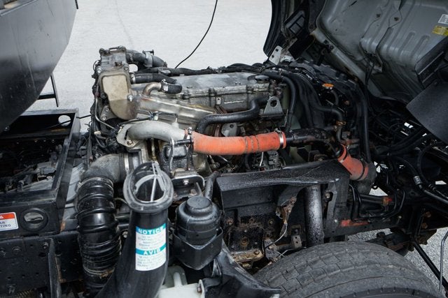 2019 Isuzu NRR Base
