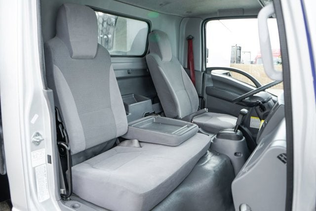 2019 Isuzu NRR Base