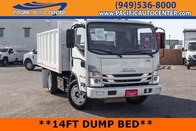 2022 Isuzu NPR Base