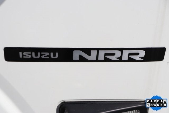 2020 Isuzu NRR Base