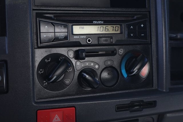 2017 Isuzu NRR IBT PWL