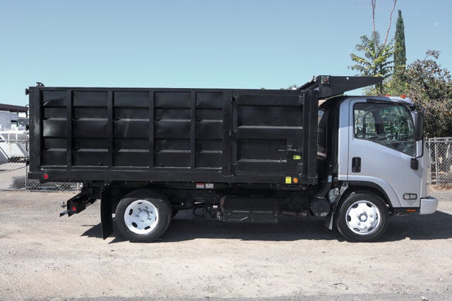 2018 Isuzu NRR Base