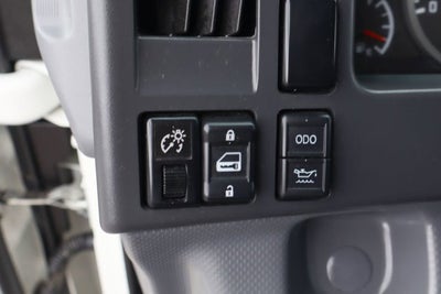 2020 Isuzu NQR Base