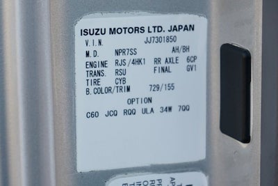 2018 Isuzu NRR Base