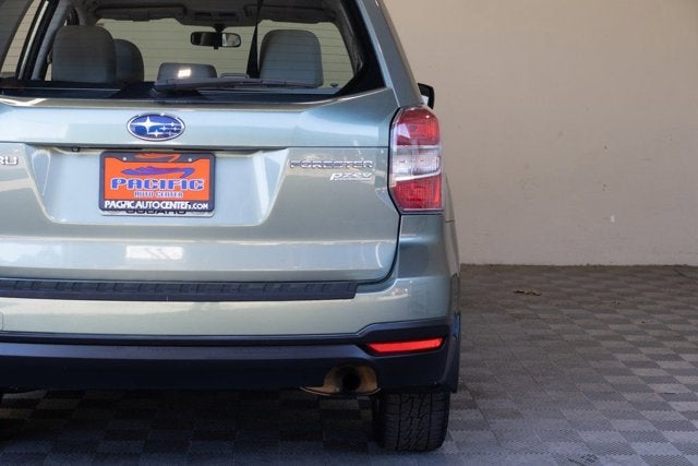 2015 Subaru Forester 2.5i