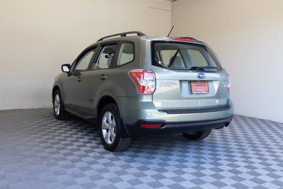 2015 Subaru Forester 2.5i