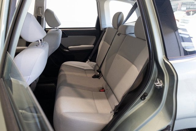 2015 Subaru Forester 2.5i