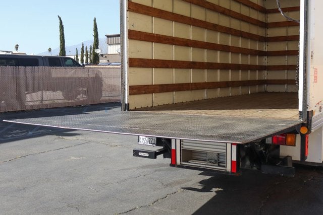 2017 Hino Hino 195 Base