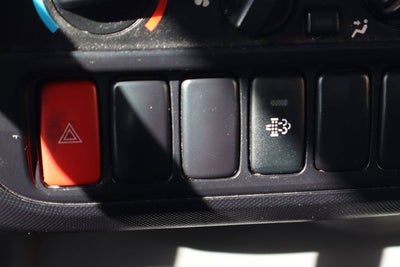 2017 Hino Hino 195 Base