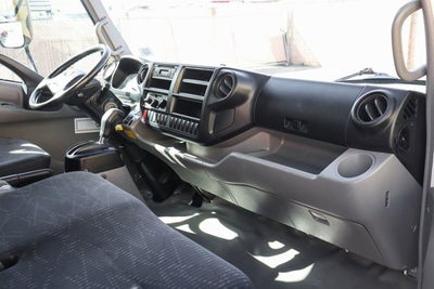 2017 Hino Hino 195 Base