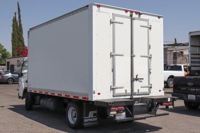 2015 Mitsubishi Fuso Base