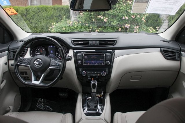 2020 Nissan Rogue Sport SL