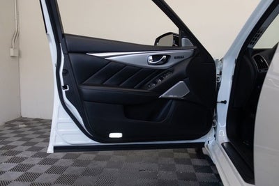 2023 INFINITI Q50 LUXE