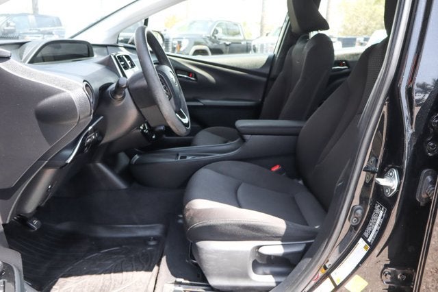 2020 Toyota Prius LE