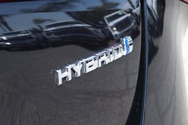 2020 Toyota Prius LE