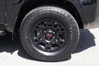 2022 Toyota 4Runner TRD Off-Road