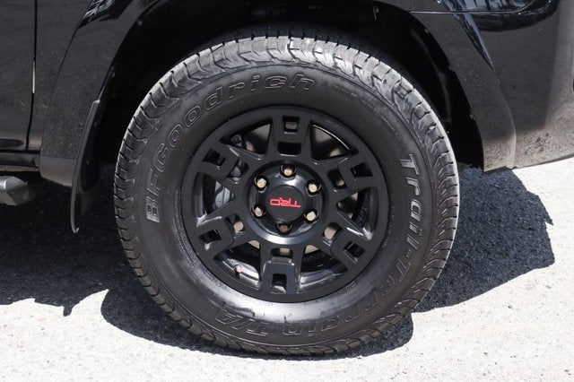 2022 Toyota 4Runner TRD Off-Road