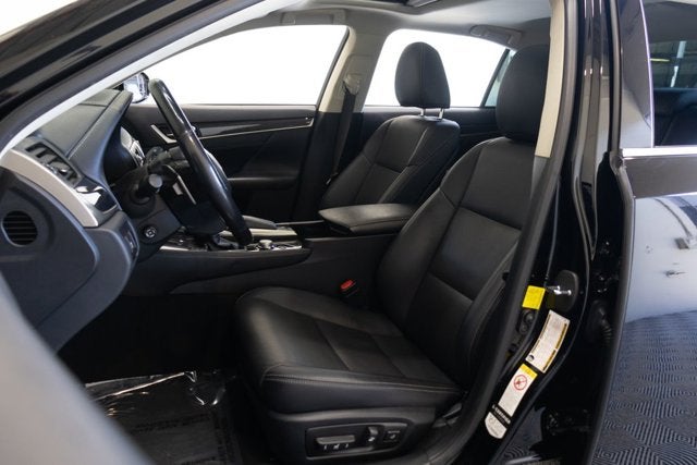 2016 Lexus GS 200t 200t