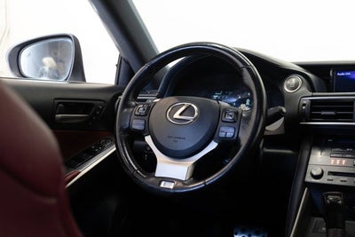 2018 Lexus IS 300