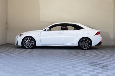 2018 Lexus IS 300