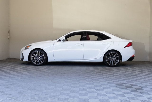 2018 Lexus IS 300