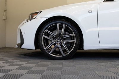 2018 Lexus IS 300