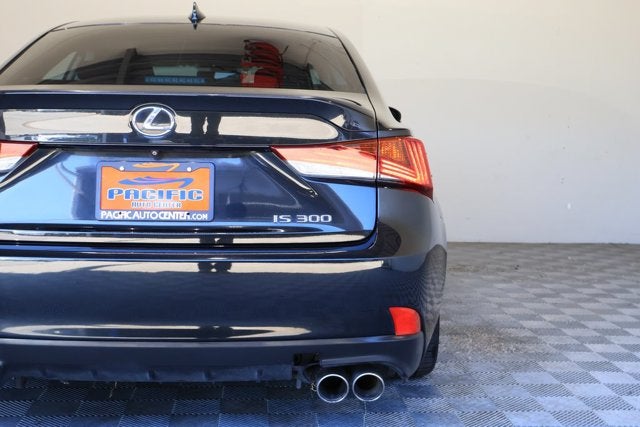 2018 Lexus IS 300