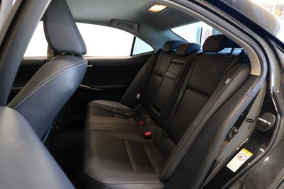 2018 Lexus IS 300