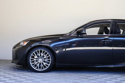 2018 Lexus IS 300