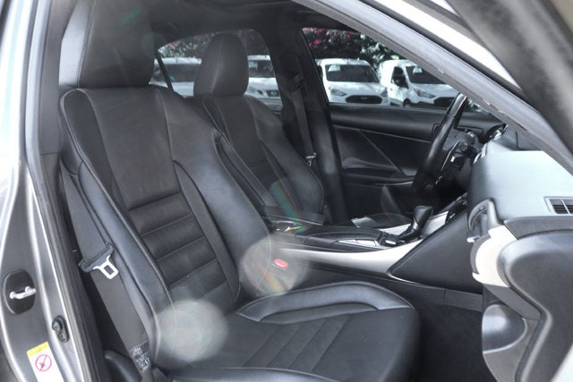 2019 Lexus IS 300