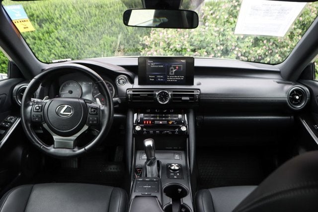 2024 Lexus IS 300