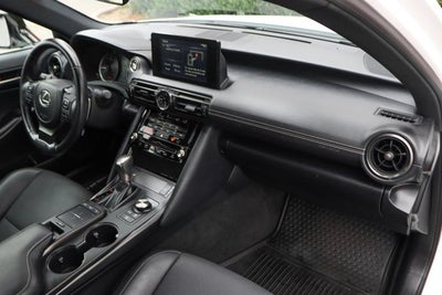 2024 Lexus IS 300