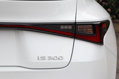 2024 Lexus IS 300