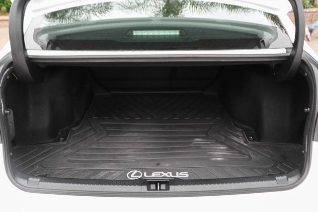 2024 Lexus IS 300
