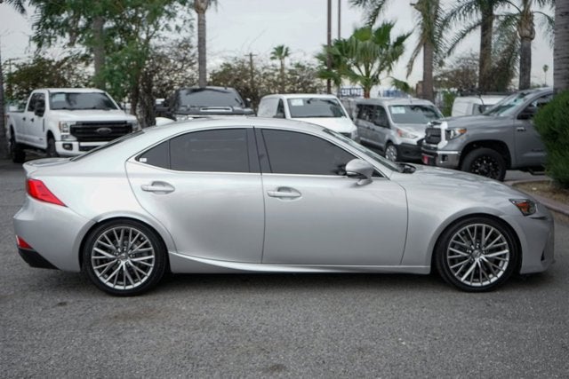 2018 Lexus IS 300