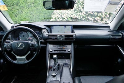 2018 Lexus IS 300