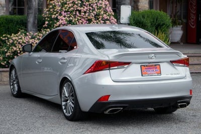2018 Lexus IS 300