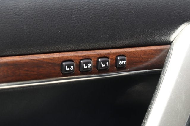 2018 Toyota Land Cruiser Base